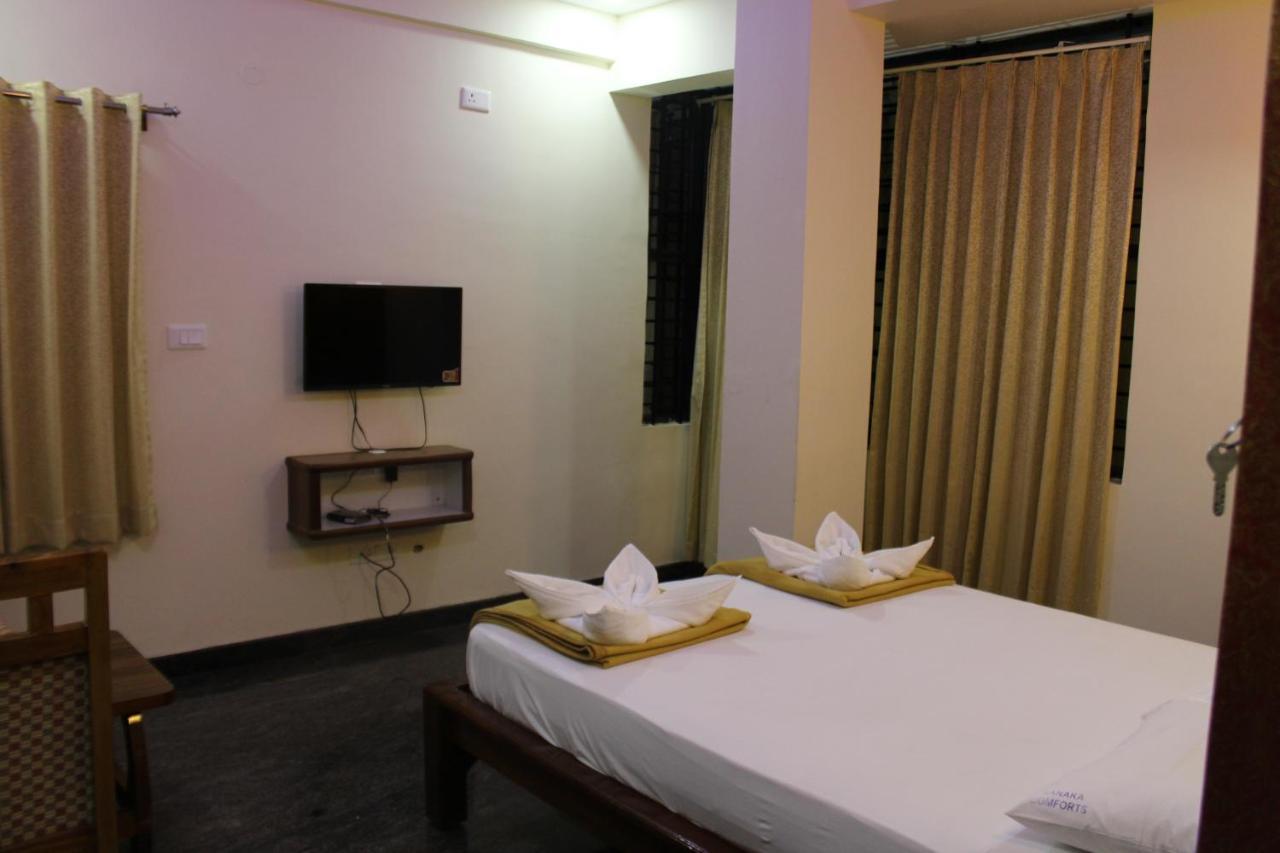 Golden Pride Hotel Kanakapura Bagian luar foto